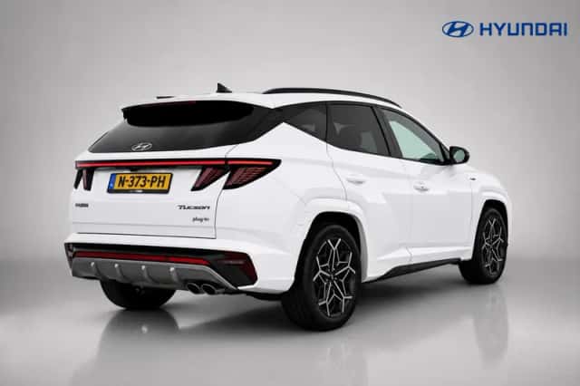 Hyundai Tucson (2021) thumbnail 3