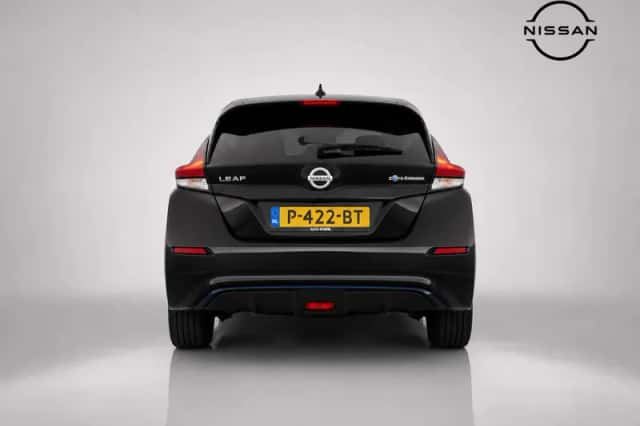 Nissan Leaf (2022) thumbnail 4