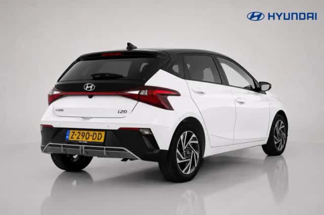 Hyundai i20 (2024) thumbnail 3