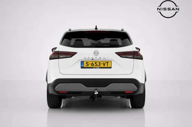 Nissan Qashqai (2023) thumbnail 4