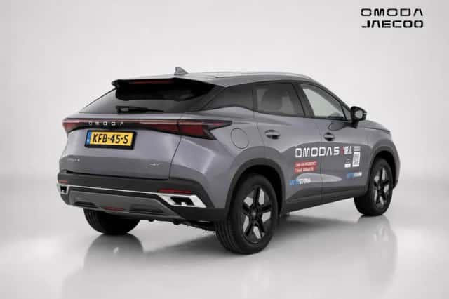 Omoda 5 SHS (2026) thumbnail 3