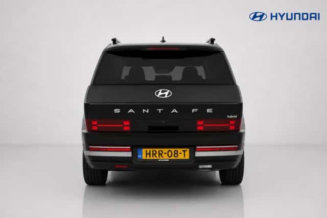 Hyundai Santa Fe (2025) thumbnail 4