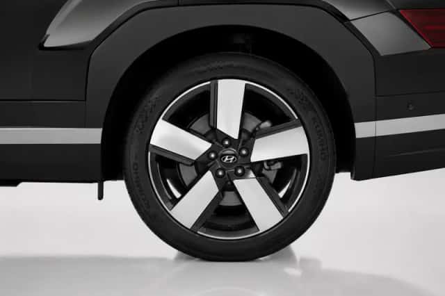 Hyundai Santa Fe (2025) thumbnail 6