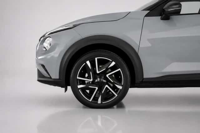 Nissan Juke (2024) thumbnail 6