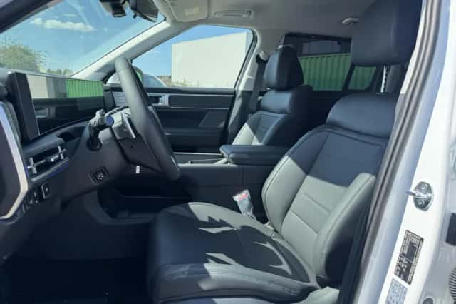 Hyundai Santa Fe (2026) thumbnail 6