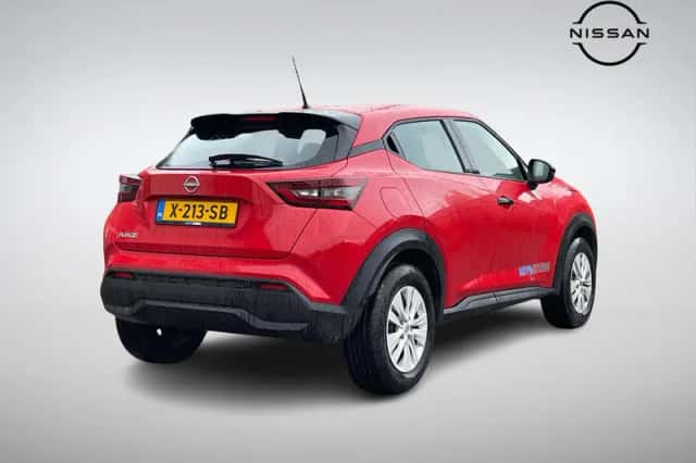 Nissan Juke (2024) thumbnail 4