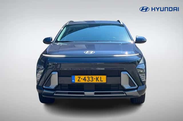 Hyundai Kona (2024) thumbnail 2