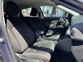 Hyundai Kona (2024) thumbnail 11