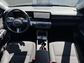 Hyundai Kona (2024) thumbnail 13