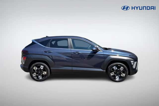 Hyundai Kona (2024) thumbnail 3