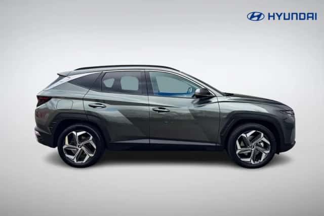 Hyundai Tucson (2024) thumbnail 3