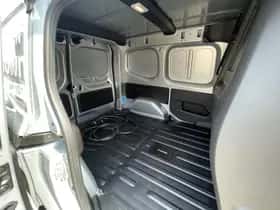 Nissan Townstar (2023) thumbnail 17