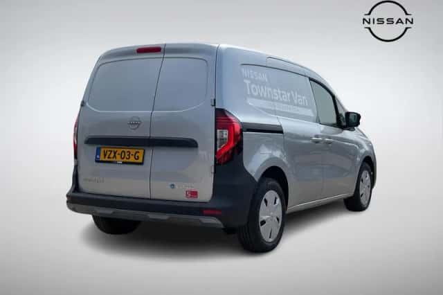 Nissan Townstar (2023) thumbnail 4