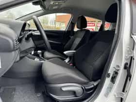 Hyundai Bayon (2025) thumbnail 9