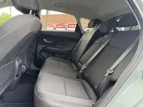 Hyundai Kona (2024) thumbnail 13