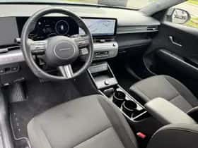 Hyundai Kona (2024) thumbnail 9