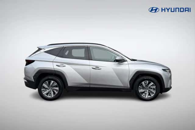 Hyundai Tucson (2024) thumbnail 3