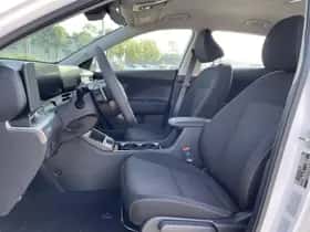 Hyundai Kona (2024) thumbnail 9