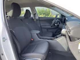 Hyundai Kona (2024) thumbnail 10