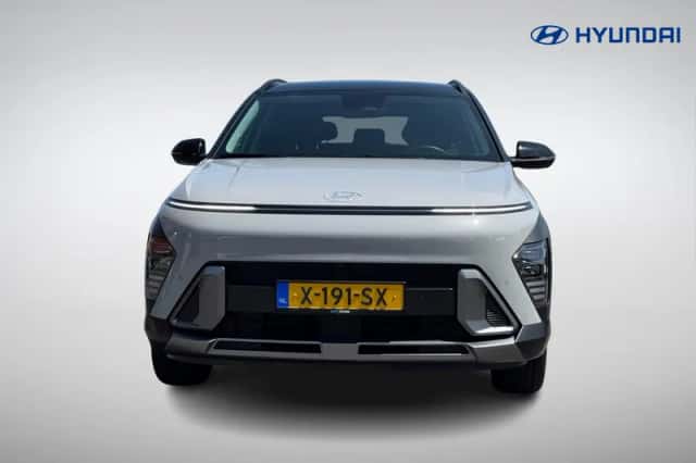 Hyundai Kona (2024) thumbnail 2