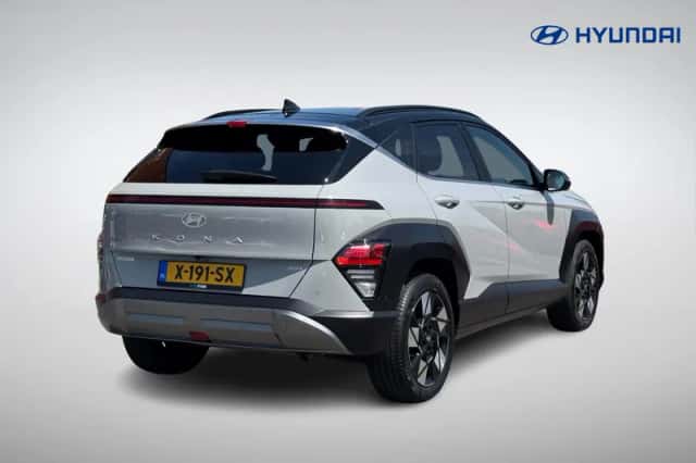 Hyundai Kona (2024) thumbnail 4