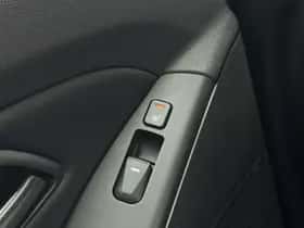 Hyundai ix35 (2014) thumbnail 22