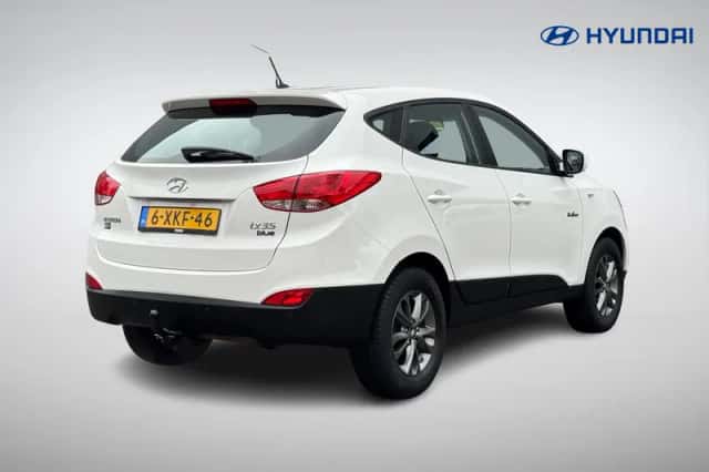 Hyundai ix35 (2014) thumbnail 4