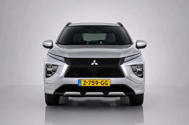 Mitsubishi Eclipse Cross (2024) thumbnail 2