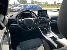 Mitsubishi Eclipse Cross (2024) thumbnail 11