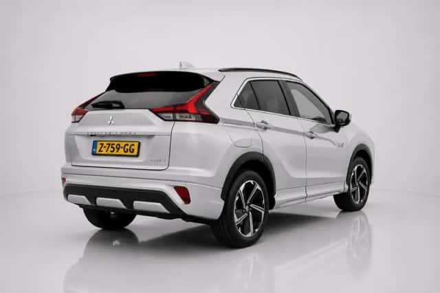 Mitsubishi Eclipse Cross (2024) thumbnail 3