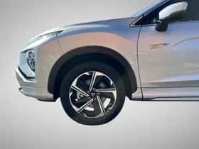 Mitsubishi Eclipse Cross (2024) thumbnail 9
