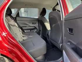 Hyundai Kona (2025) thumbnail 12