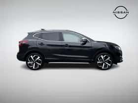 Nissan Qashqai (2019) thumbnail 3
