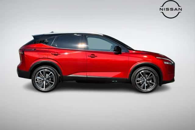 Nissan Qashqai (2023) thumbnail 3