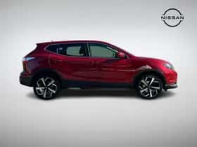Nissan Qashqai (2016) thumbnail 3
