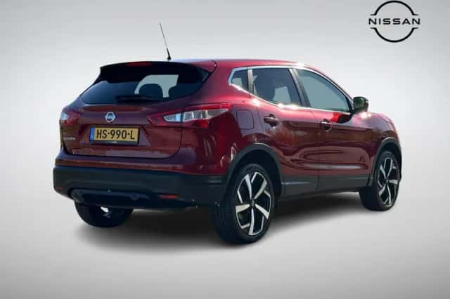 Nissan Qashqai (2016) thumbnail 4