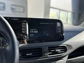 Hyundai i10 (2023) thumbnail 13