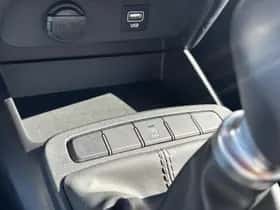 Hyundai i10 (2023) thumbnail 18