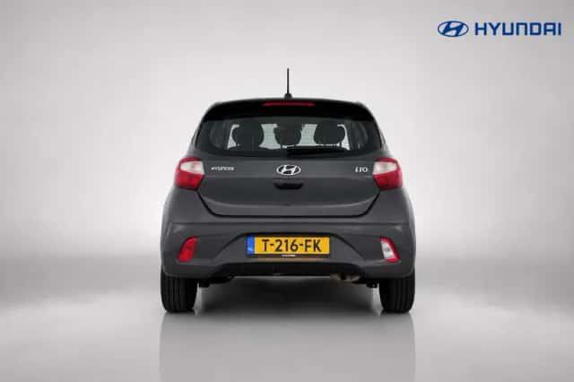 Hyundai i10 (2023) thumbnail 4