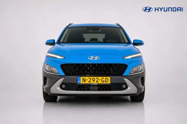 Hyundai Kona (2021) thumbnail 2