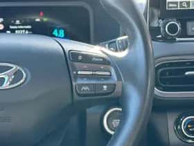 Hyundai Kona (2021) thumbnail 13