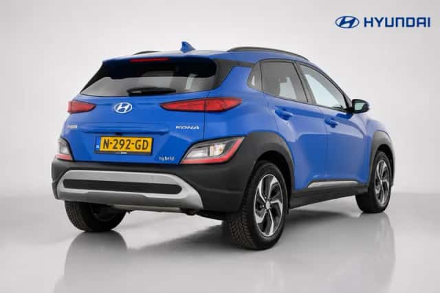 Hyundai Kona (2021) thumbnail 3