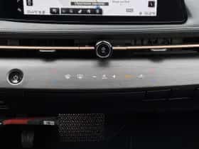 Nissan Ariya (2023) thumbnail 16