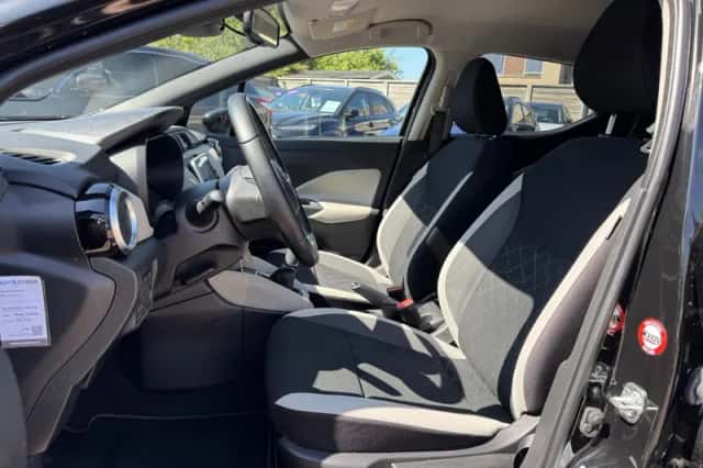 Nissan Micra (2019) thumbnail 6
