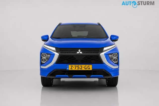 Mitsubishi Eclipse Cross (2024) thumbnail 2