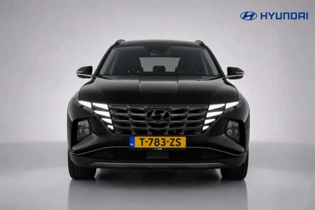 Hyundai Tucson (2023) thumbnail 2