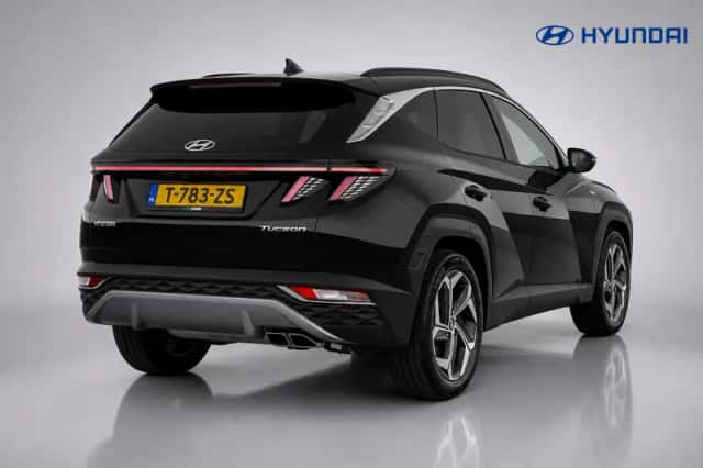 Hyundai Tucson (2023) thumbnail 3