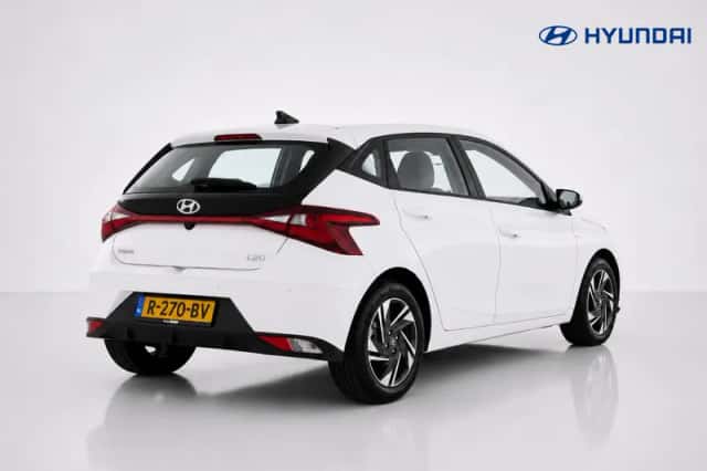 Hyundai i20 (2022) thumbnail 3