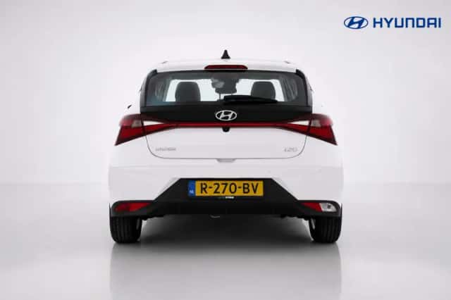 Hyundai i20 (2022) thumbnail 4