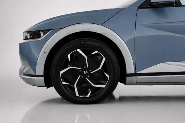 Hyundai Ioniq 5 (2021) thumbnail 6